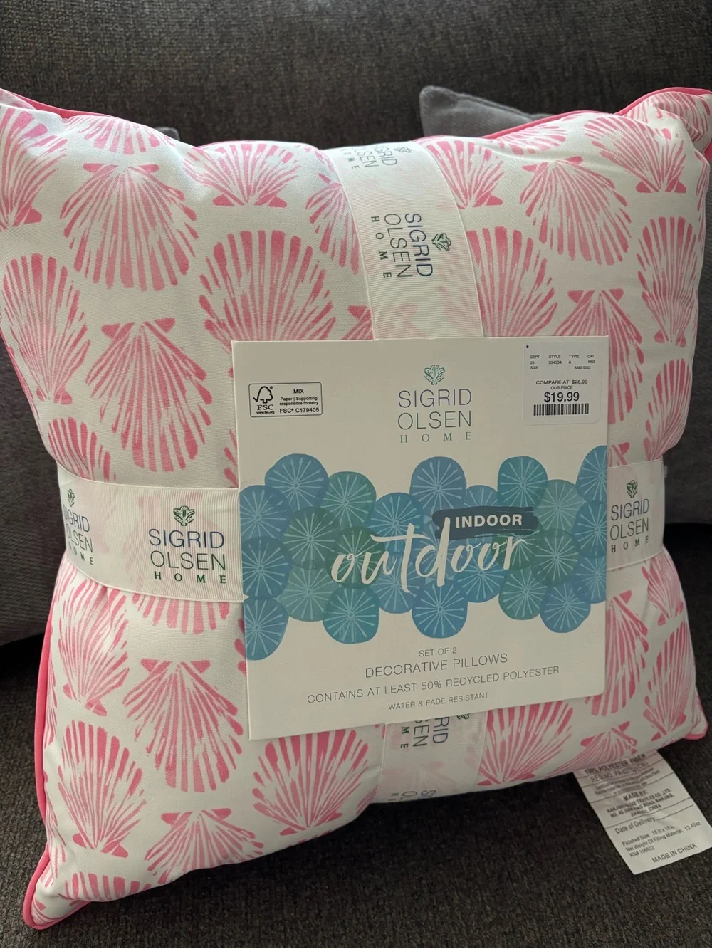 Outdoor Summer Pillows NWT